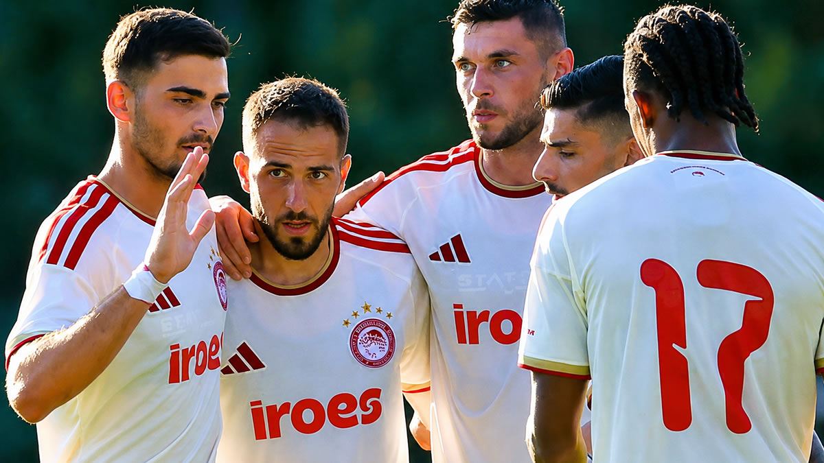 olympiacos rakow friendly action