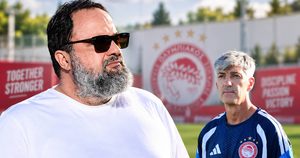Μαρινάκης: Οι δύο στόχοι που έβαλε στον Ολυμπιακό και το μήνυμα σε Αλγκουαθίλ και παίκτες