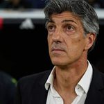 Ο Ιμανόλ Αλγκουαθίλ στον πάγκο της Ρεάλ Σοσιεδάδ πριν από τη νέα του πρόκληση στον Ολυμπιακό