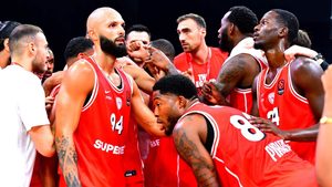 Ολυμπιακός: Το 100% των GM τον βλέπει Final Four – Πρώτος ο Βεζένκοβ για MVP